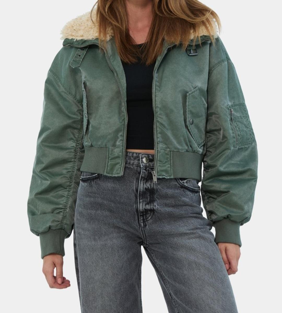 Doudoune femme de marque – comme neuve Doudoune originale et de qualité garantie